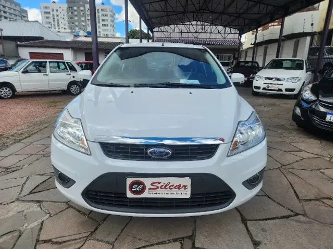 Ford Focus 1.6 S/se/se Plus Flex 8v/16v 5P 2013