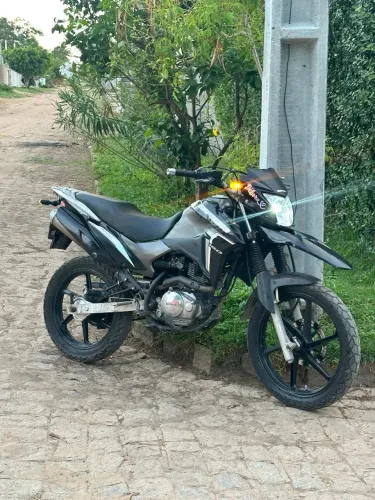 Bros 150 ESD Com kit carenagens da bros 160 2024