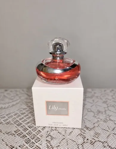 Perfume Lily Absolu o Boticário novo