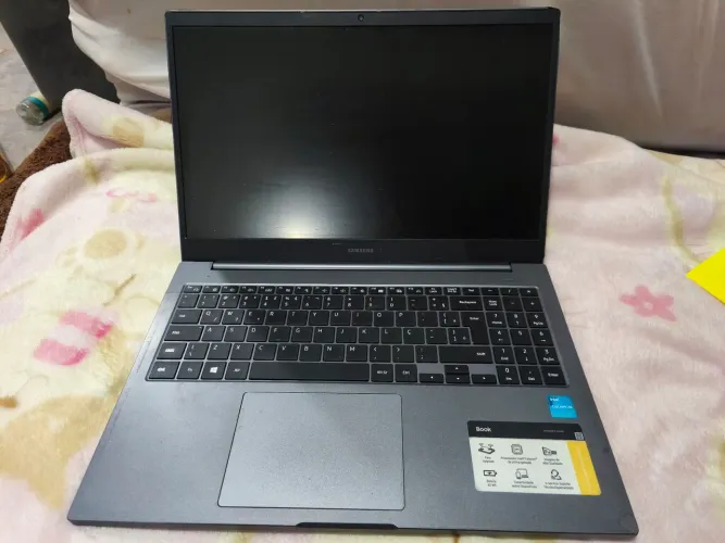 Notebook Samsung Book Np550xda 12gb ram 500gb Full Hd (Usado)