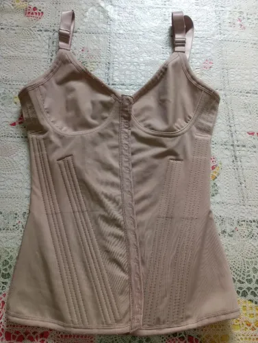 Cinta modeladora pós parto, fechar a diástase 