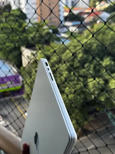 MacBook Pro M3 Pro 18gb 512 RAM
