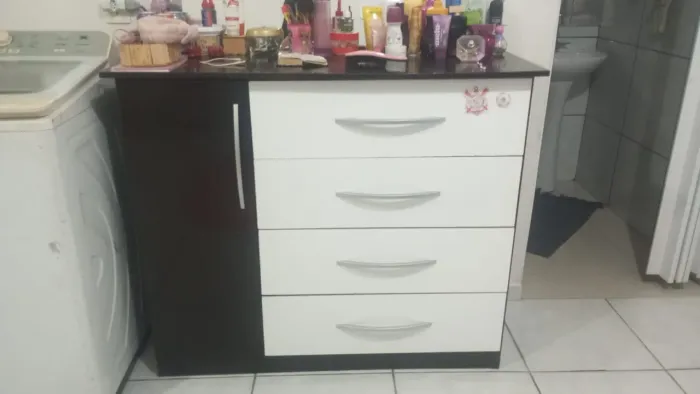 Vendo cômodo . Esta en perfeito estado