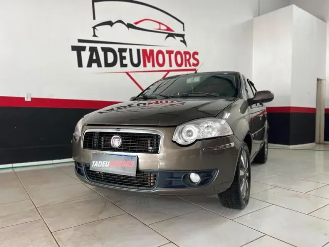 Fiat Siena Essence 1.6 Flex 16V 4P 2012