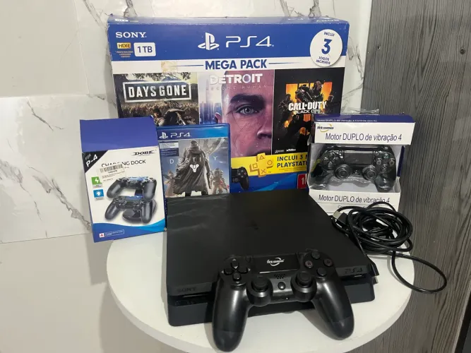 PS4 SLIM 1TB NOVO