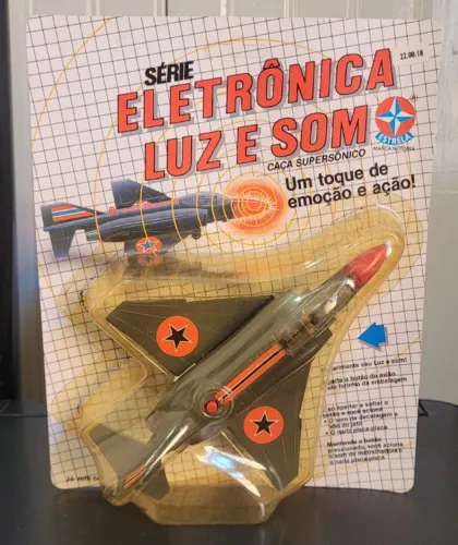 Antigo Avião Cinza Caça Super Sonico Vintage Luz e Som Eletrônica Estrela anos 90 Lacrado