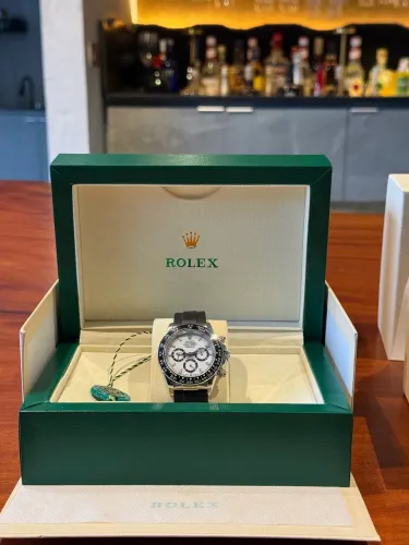 Relógio Rolex Daytona panda clone completo