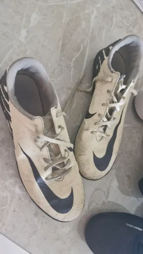 Chuteira Nike mercurial