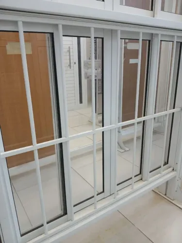 Janela Alumínio branco, 4 folhas , com grade, 100x120 cm