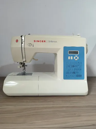 Máquina De Costura Singer Brilliance 6160