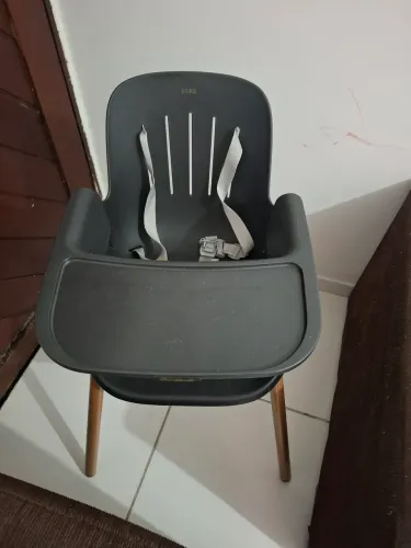 Cadeira de amamentação