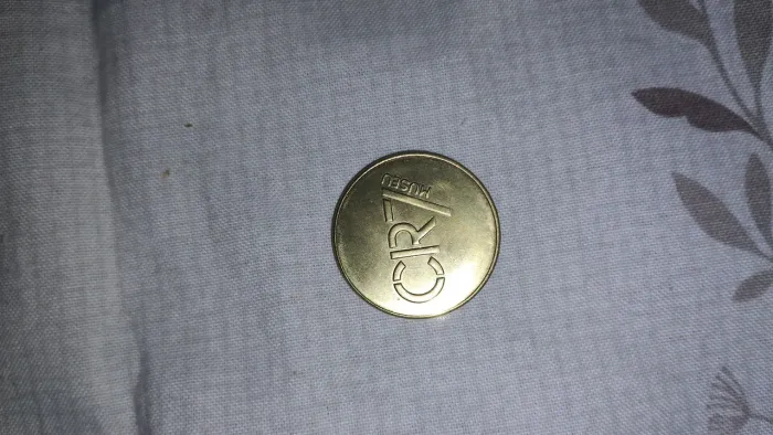 Vendo Moeda Banhada A Ouro Cr7