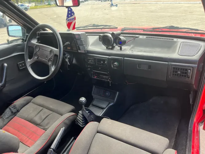 Volkswagen Gol Geração I GTS 1.8 8V Álcool Mec. 2P 1990