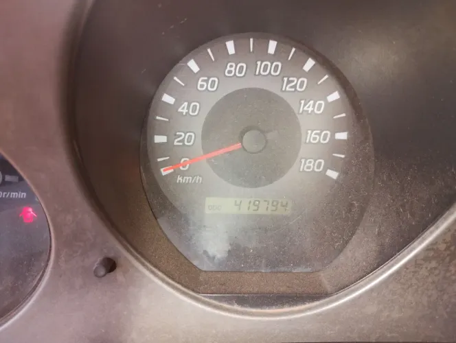 Nissan Frontier Se/se Strik/one CD 4X4 2.8 Dies 2006