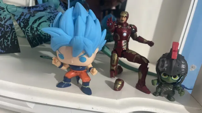 Action figure homem de ferro e outros
