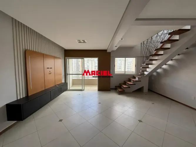 Duplex para venda possui 193 metros quadrados com 3 quartos