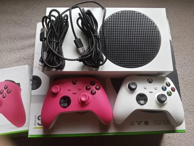 Xbox series S 512 GB | Dois controles originais