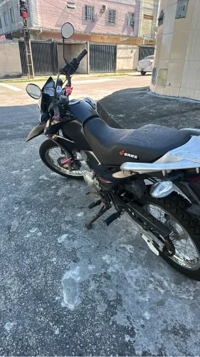 BROS 150 ESD