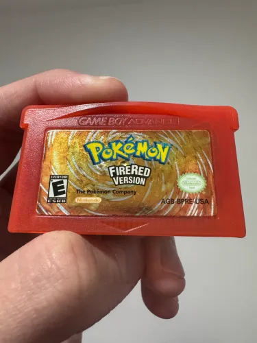 Pokemon FireRed GBA loose Original