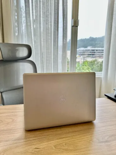 Notebook Dell Inspiron Intel Core i5, 12 GB RAM e SSD 256 GB