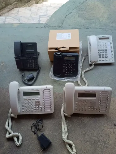 Vendo 5 centrais telefônicas, KX-T7730, KX-NT511, KX-NT543, KX-DT543 e uma IP FlyingVoice.