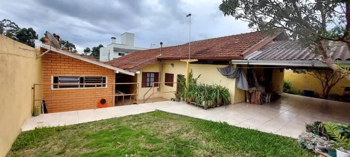 Casa à venda no bairro SAIC