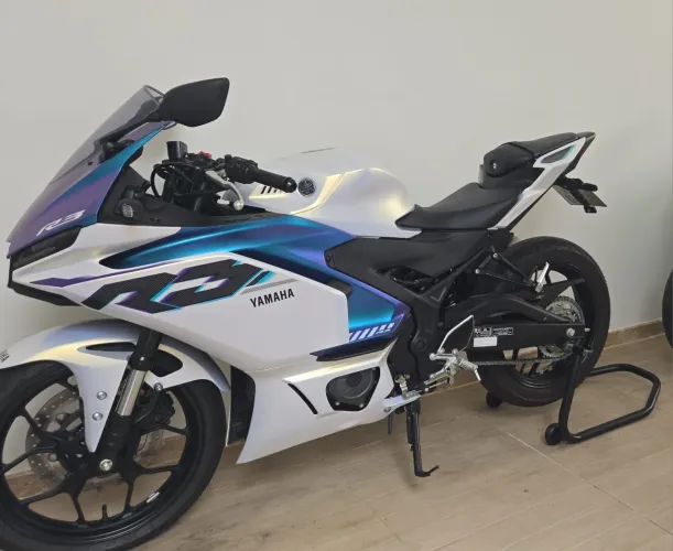 R3 conected Yamaha 2025/2026