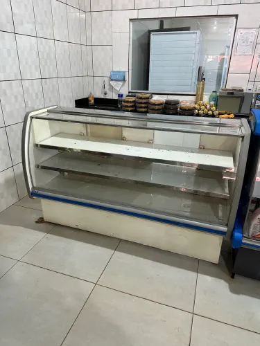 Balcão expositor para Padaria/ Frios entre outros