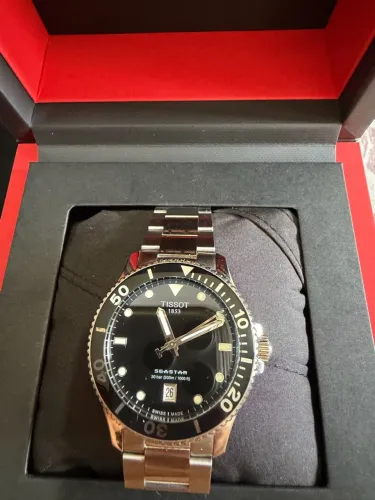 Relógio Tissot Seastar 1000 Preto 40mm