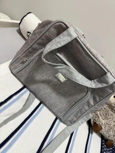 Bolsa maternidade média HUG cinza 