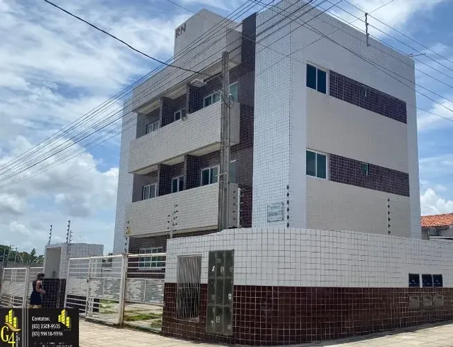 Apartamento no Valentina com 02 quartos, sendo 01 suite e área de lazer.