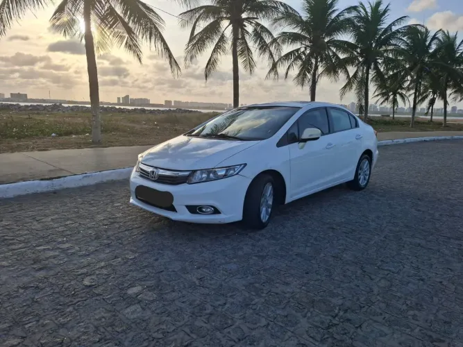 Honda Civic Sedan LXR 2.0 Flexone 16V Aut. 4P 2014