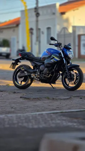 Yamaha XJ6N Azul - Impecável, Ronco Lindo e Muito Conservada!