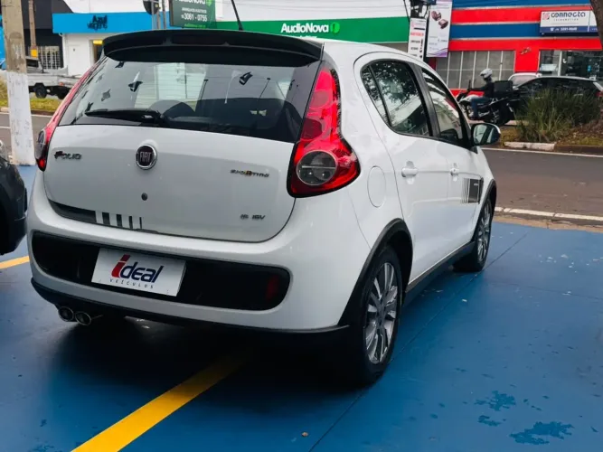 Fiat Palio Sporting 1.6 Flex 16V 5P 2014