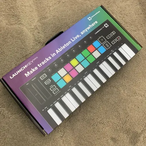 Controlador Novation Launchkey Mini MK3