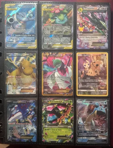 Lote de Cartas Pokemon tem 24 Paginas chamar que mando as outras cartas