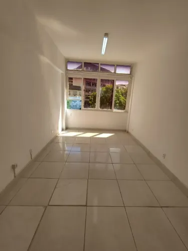 Sala Comercial para aluguel com 27 metros quadrados no Méier - Rio de Janeiro - RJ
