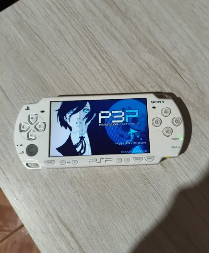PSP 2000 Desbloqueado com Tela IPS Mod (Carcaça Star Ocean)