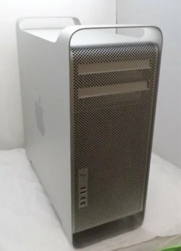 Mac Pro A1289 5.1 com mouse e teclado Bluetooth