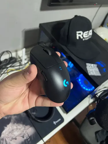 Mouse logitech G PRO + mouse pad hyperx + teclado magnético