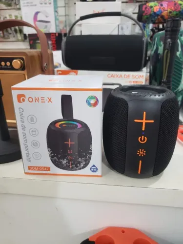 Caixa de Som Portátil Bluetooth Potente Resistente a Água (Novo)
