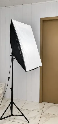 Softbox Fotográfico 50x70 cm com Tripé e Bolsa - Seminovo