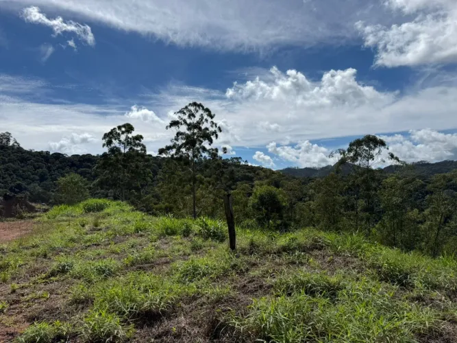 TERRENO A VENDA EM MARECHAL FLORIANO ES