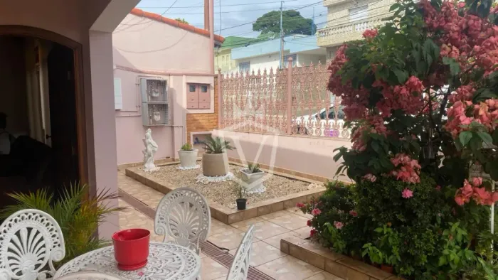 Casa á venda no bairro Jd. Estádio - Jundiaí/SP