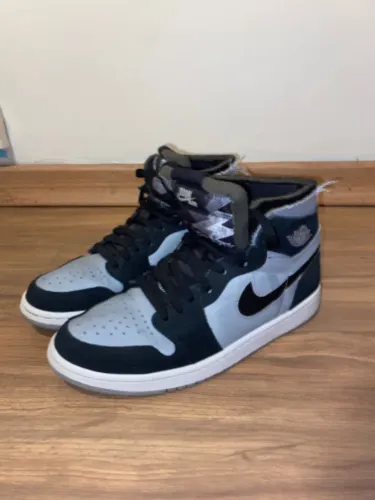 Air Jordan 1 Zoom CMFT Black Light Smoke Grey