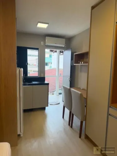 Studio para Locação em Balneário Camboriú, Vila Real, 1 dormitório, 1 banheiro, 1 vaga