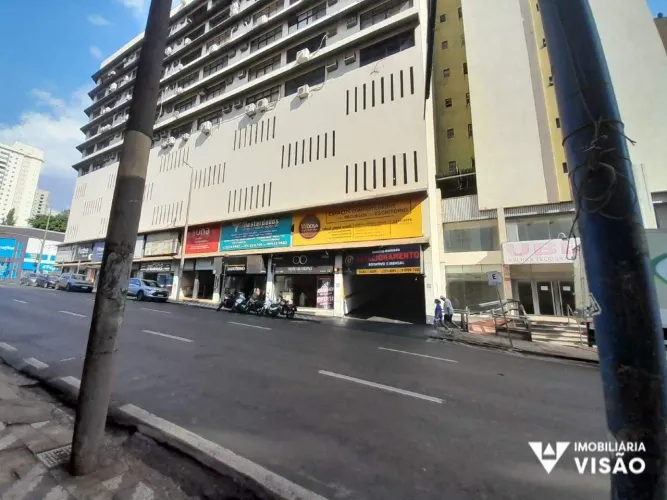 APARTAMENTO À VENDA COM 03 QUARTOS, 02 SUÍTES NO CENTRO DE UBERABA