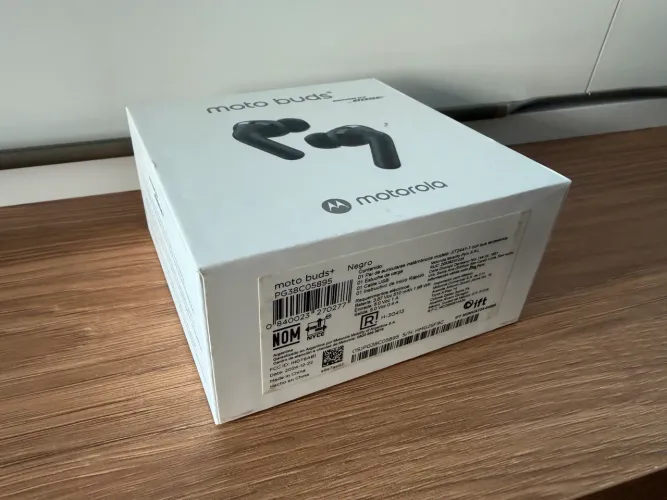 Fone de Ouvido Motorola Moto Buds+ Sound by Bose
