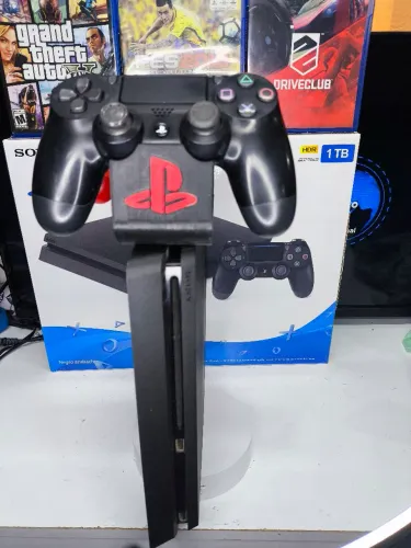 PLAYSTATION 4 1 TB DE HD REVISADO E COM GARANTIA.