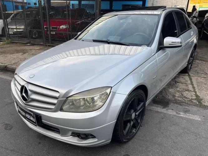 Mercedes-Benz C-180 CGI Classic 1.8 16V 156cv Aut. 2011